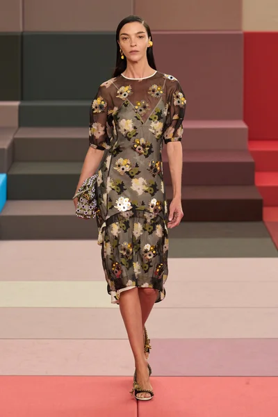 Look 79